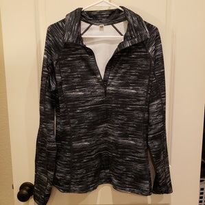 Underarmour sweatshirt